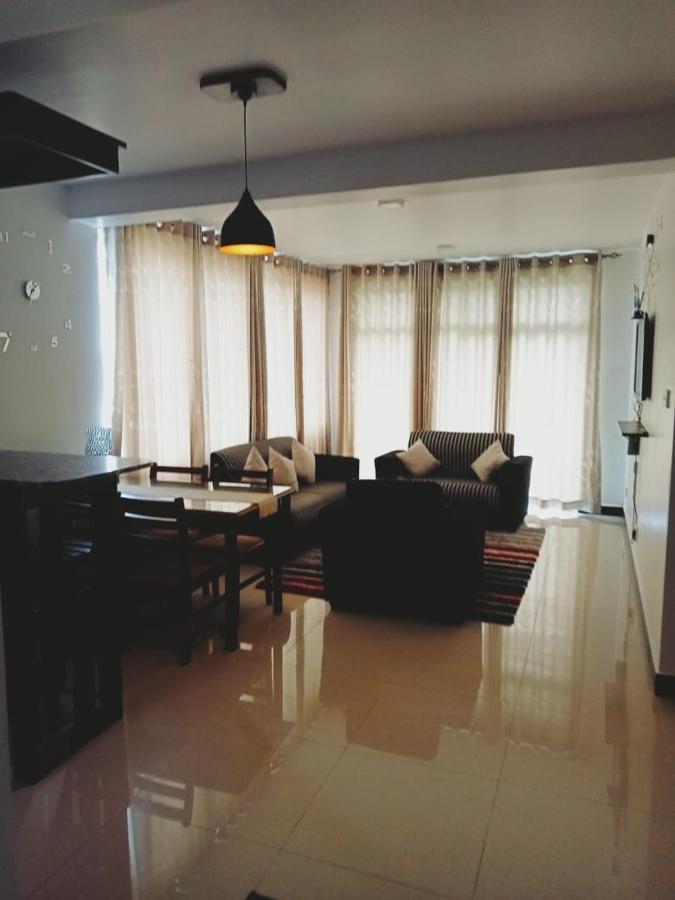 Tea Breeze Luxury Residence Нувара-Елія Екстер'єр фото